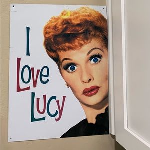 ♥️ I love Lucy Large Tin Portrait. Looks like she’s in the room with you!